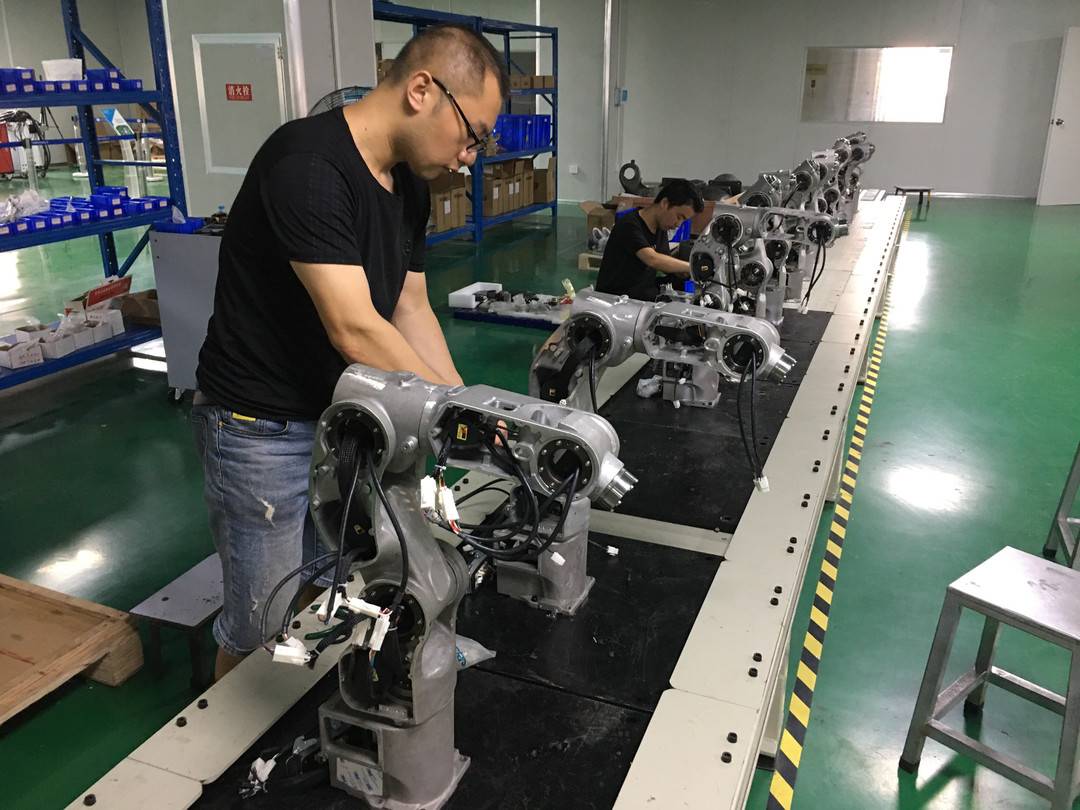 “自貢造”工業(yè)機(jī)器人將亮相科博會(huì) 焊接機(jī)器人助力五金企業(yè)效率數(shù)倍提升